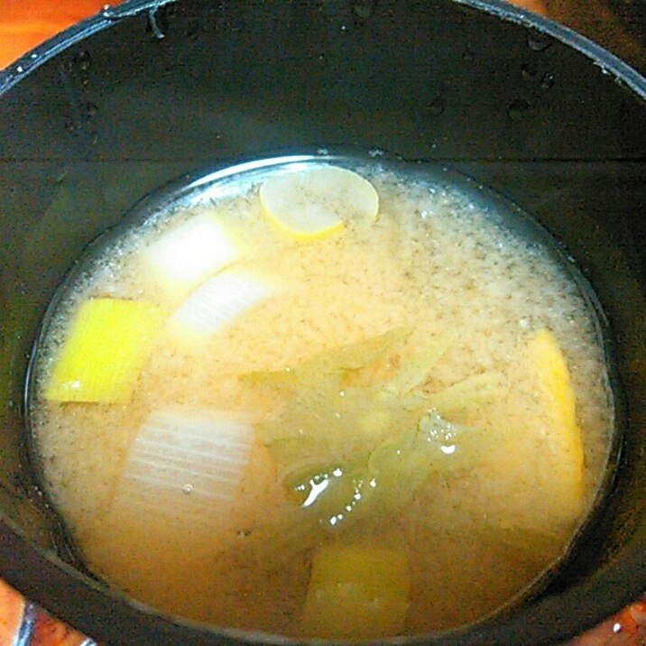 柚子とネギの味噌汁